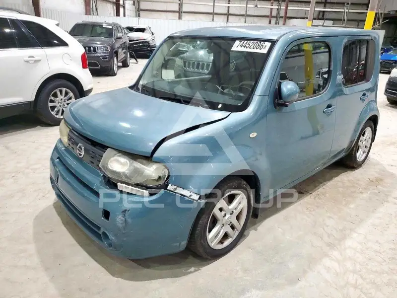 2011 Nissan Cube фото