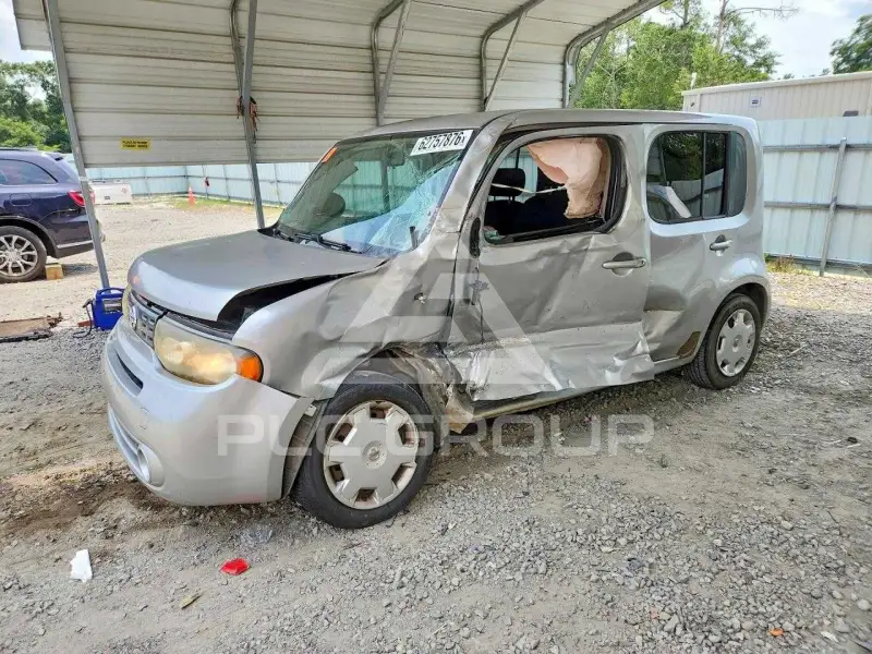 2011 Nissan Cube photo