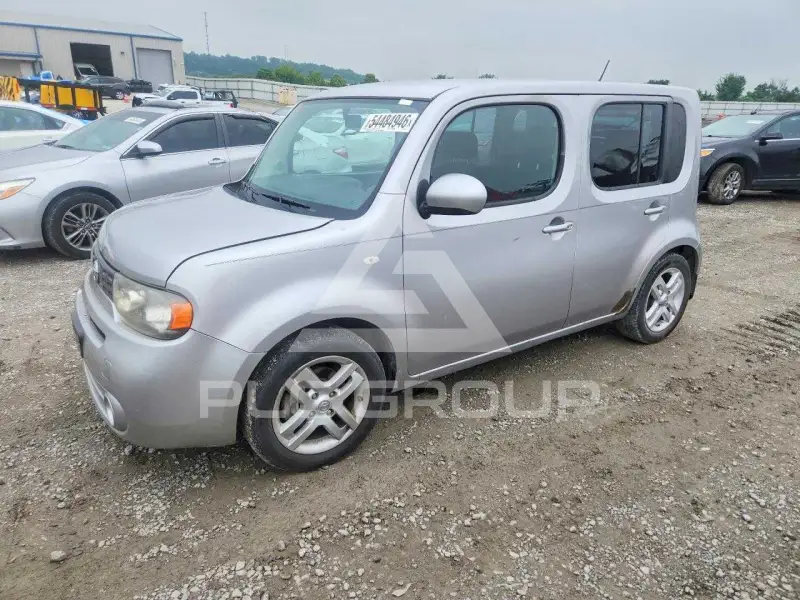 2011 Nissan Cube фото