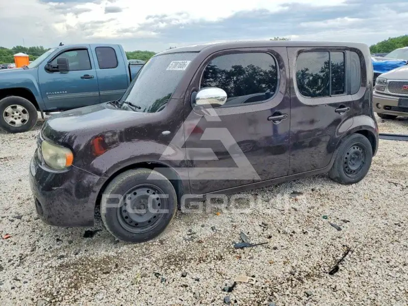2011 Nissan Cube photo