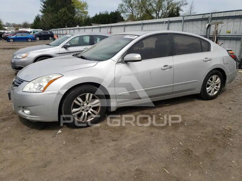 2011 Nissan ALTIMA фото