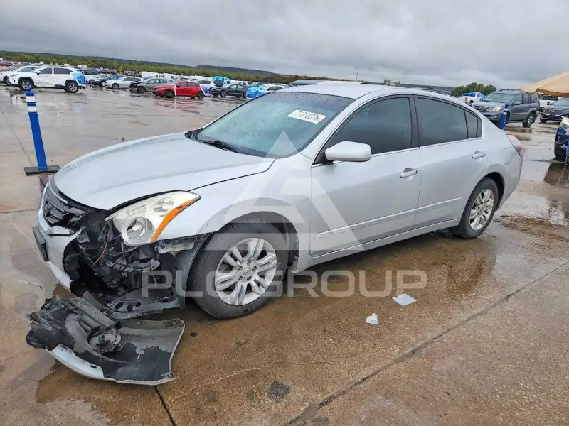2011 Nissan ALTIMA photo