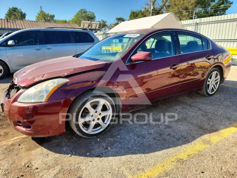2011 Nissan ALTIMA фото