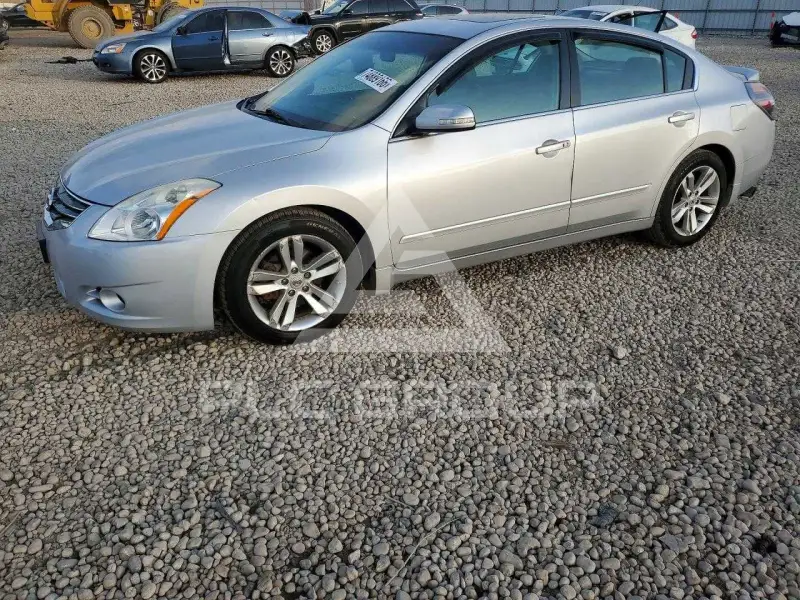 2011 Nissan ALTIMA фото