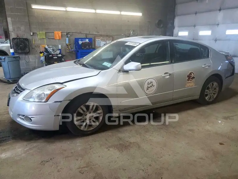 2011 Nissan ALTIMA photo