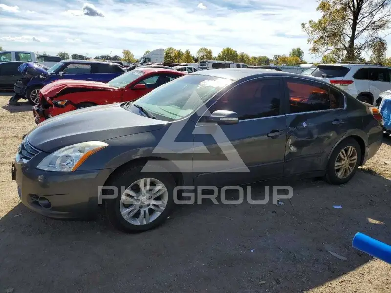 2011 Nissan ALTIMA photo