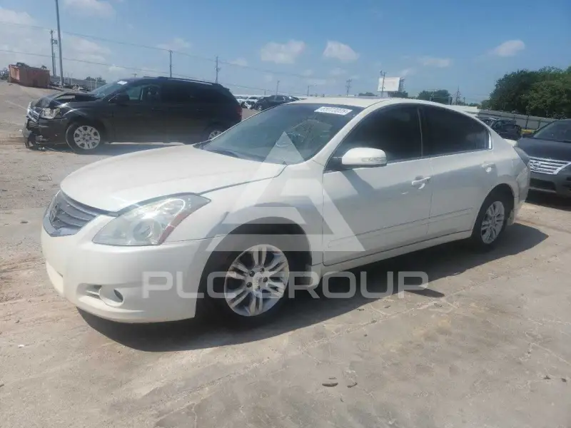 2011 Nissan ALTIMA фото