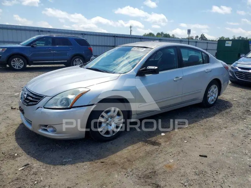 2011 Nissan ALTIMA фото