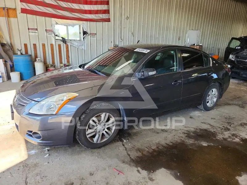 2011 Nissan ALTIMA photo
