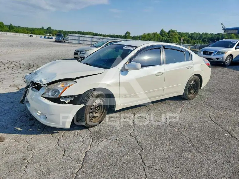 2011 Nissan ALTIMA фото