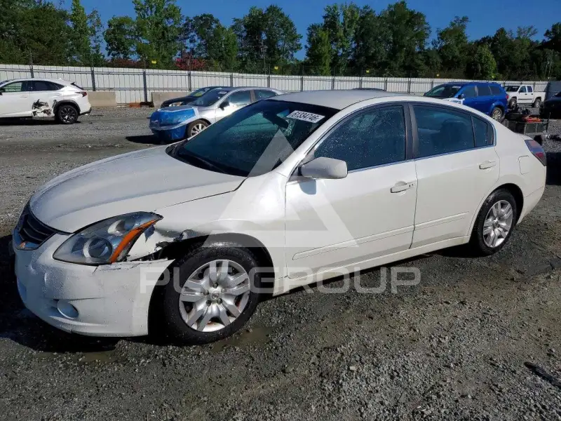2011 Nissan ALTIMA фото