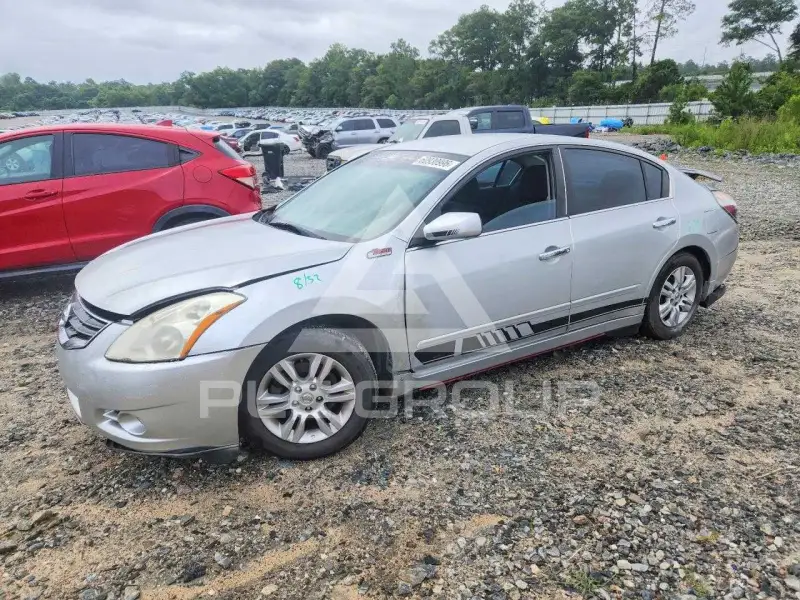 2011 Nissan ALTIMA photo