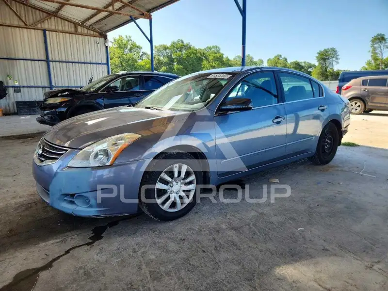 2011 Nissan ALTIMA фото