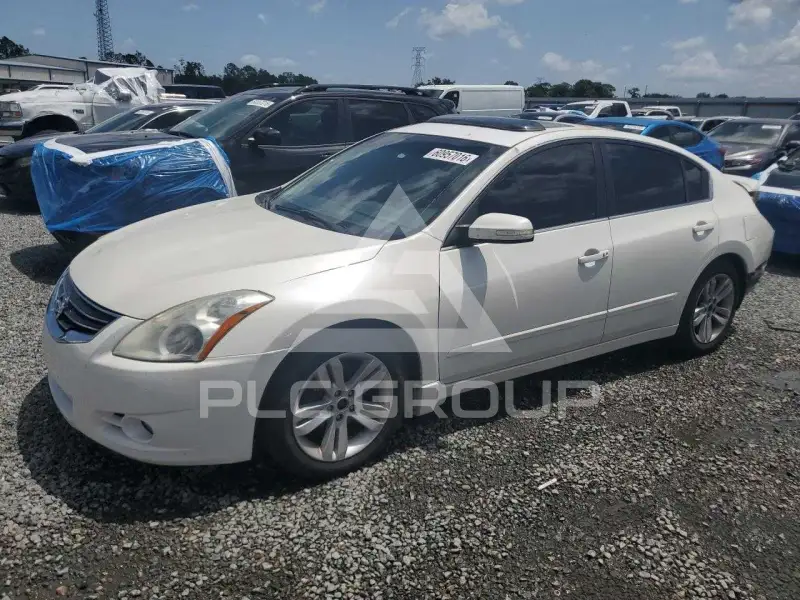2011 Nissan ALTIMA photo