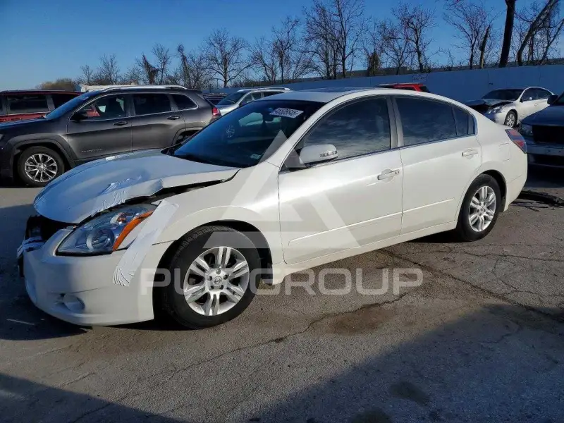 2011 Nissan ALTIMA photo