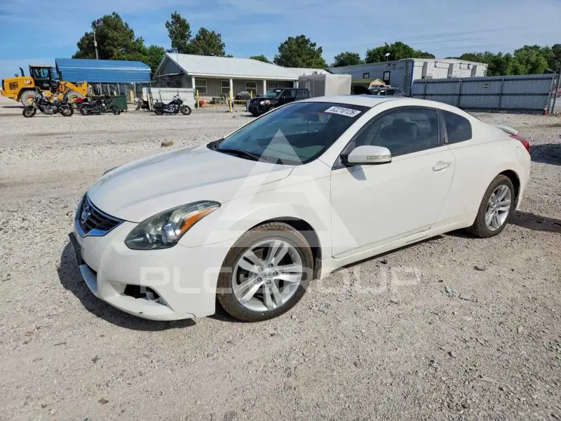 2011 Nissan ALTIMA photo