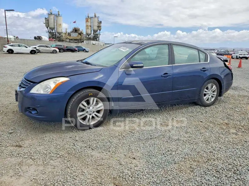 2011 Nissan ALTIMA фото