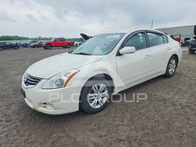 2011 Nissan ALTIMA фото