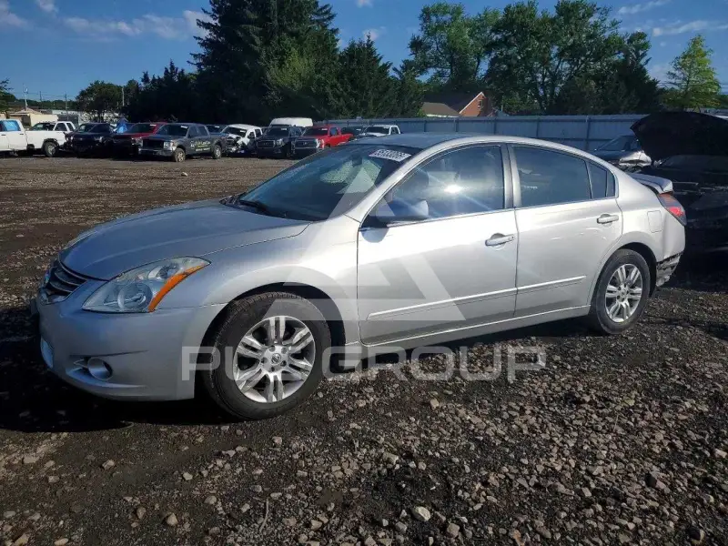2011 Nissan ALTIMA фото