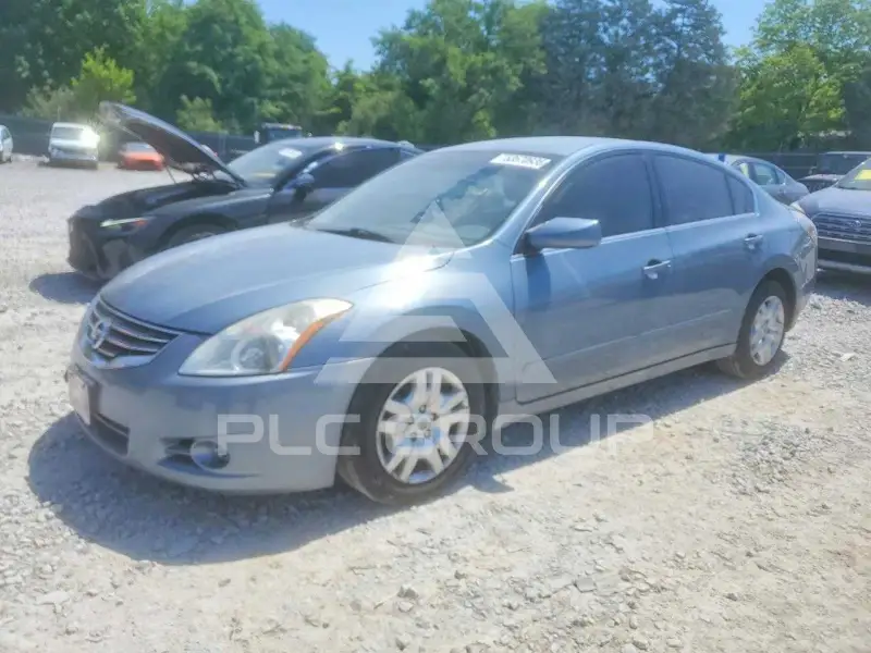 2011 Nissan ALTIMA photo