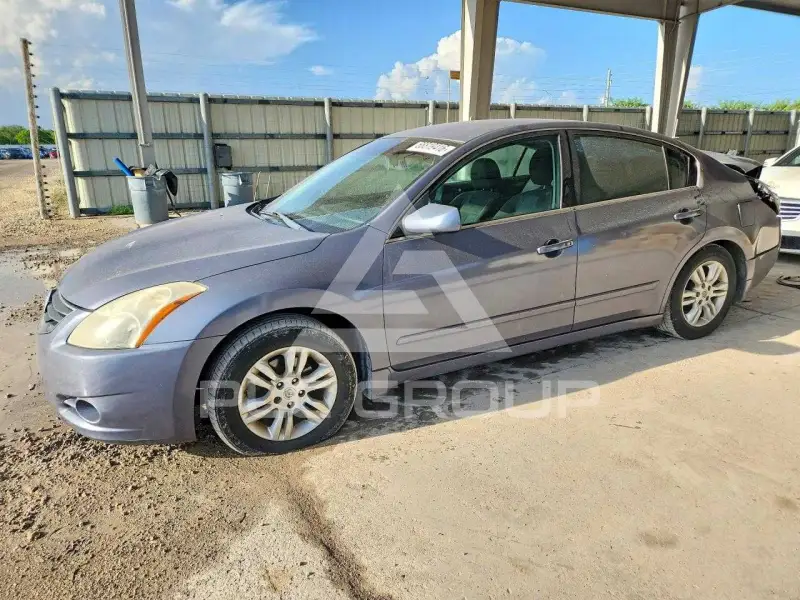 2011 Nissan ALTIMA фото