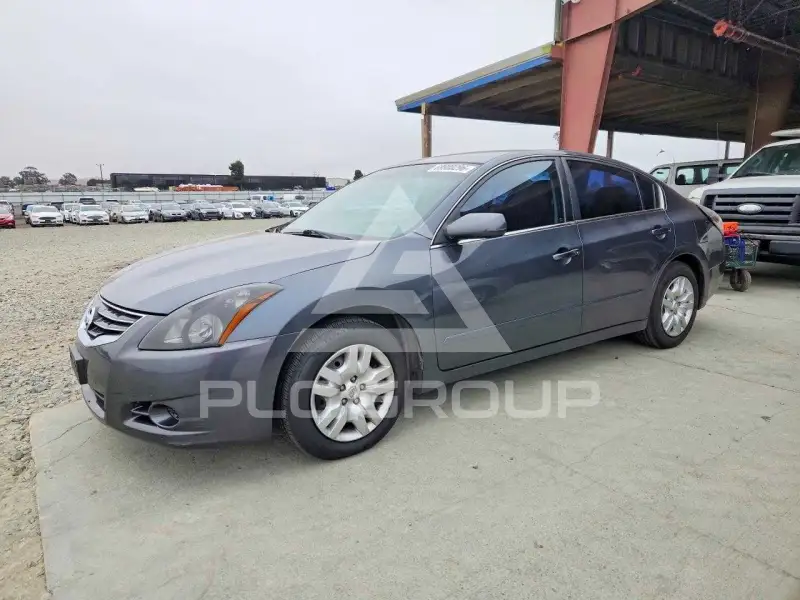 2011 Nissan ALTIMA photo