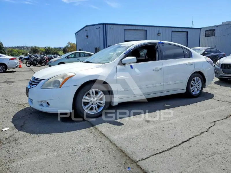 2011 Nissan ALTIMA фото