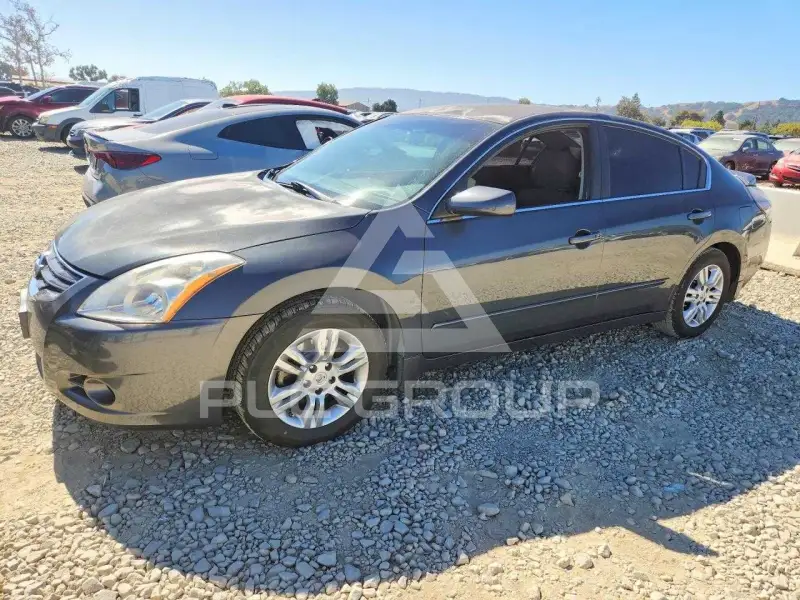 2011 Nissan ALTIMA photo