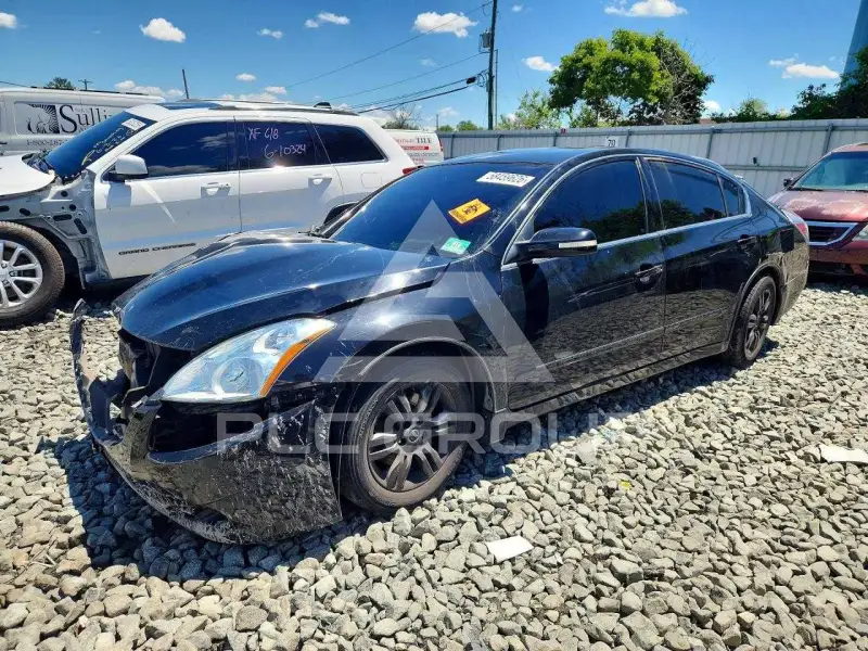2011 Nissan ALTIMA фото