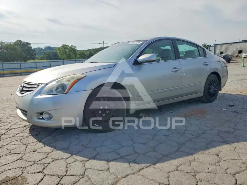 2011 Nissan ALTIMA фото