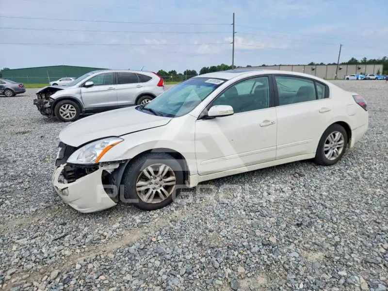 2011 Nissan ALTIMA photo