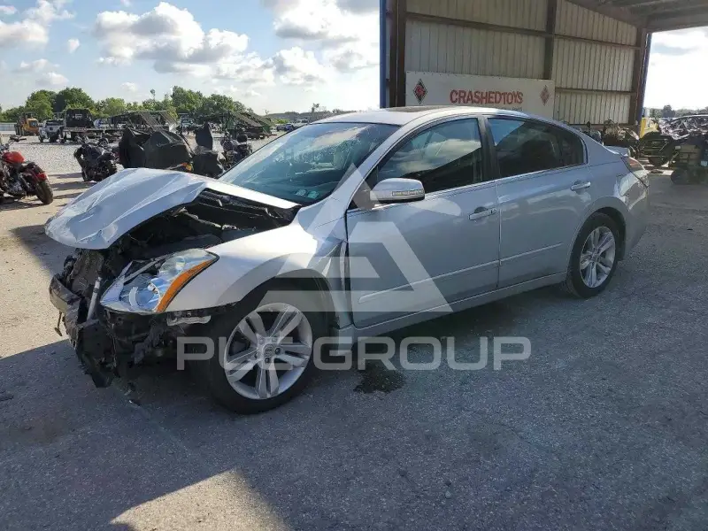 2011 Nissan ALTIMA photo