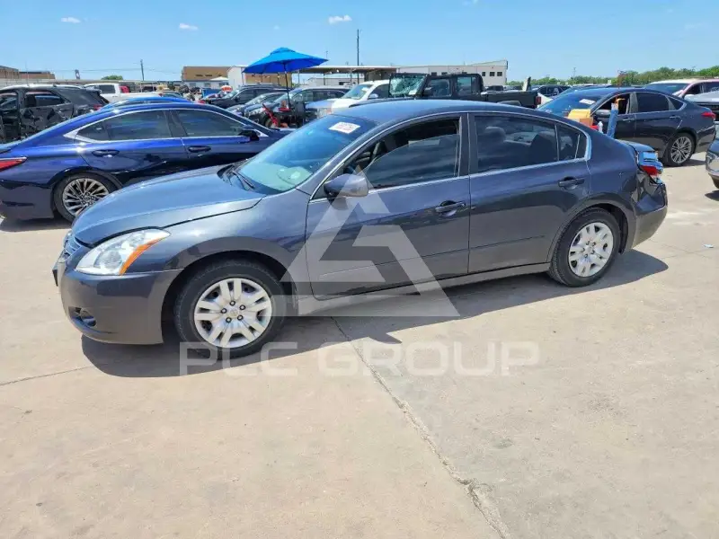 2011 Nissan ALTIMA фото