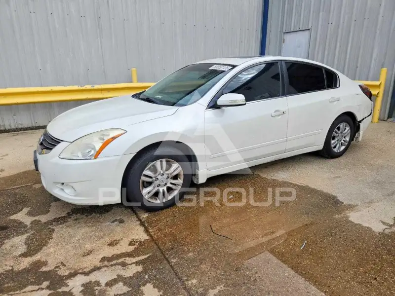 2011 Nissan ALTIMA фото