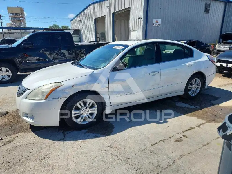 2011 Nissan ALTIMA фото