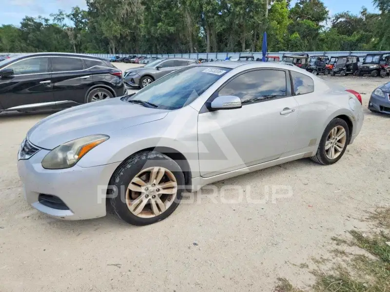 2011 Nissan ALTIMA фото