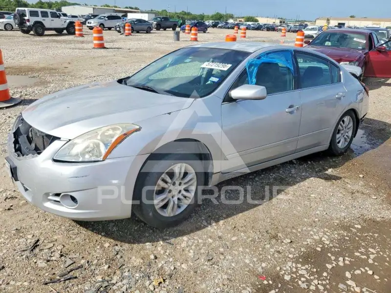 2011 Nissan ALTIMA photo