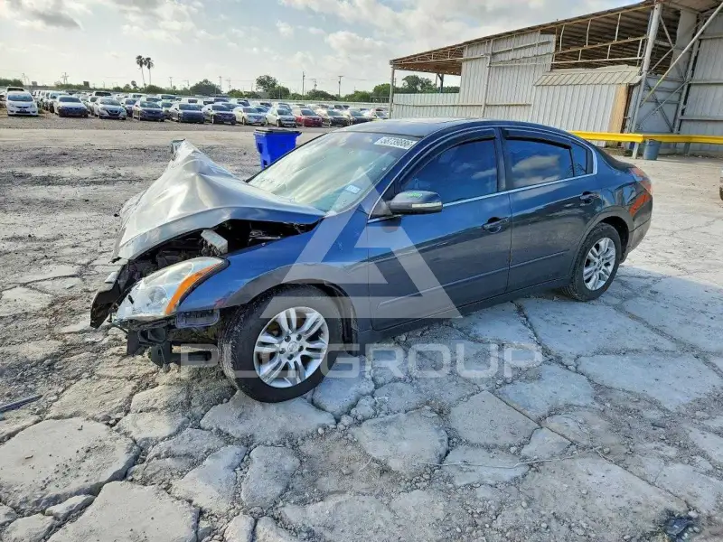 2011 Nissan ALTIMA photo