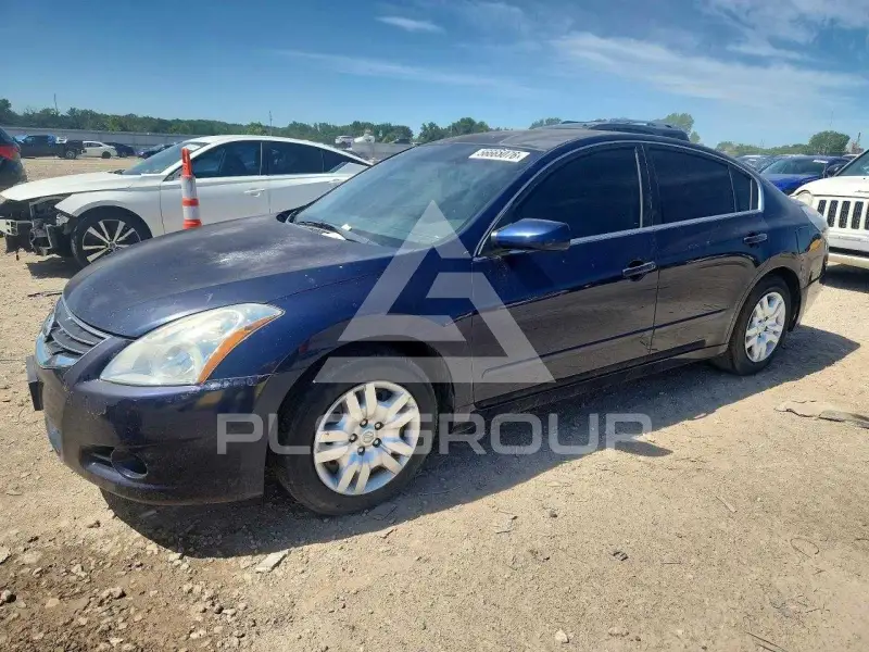 2011 Nissan ALTIMA photo