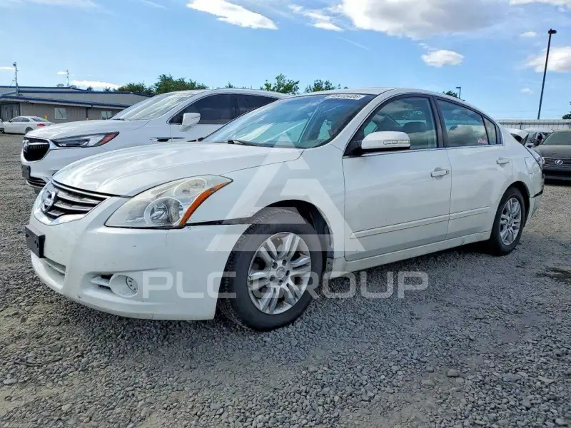 2011 Nissan ALTIMA фото