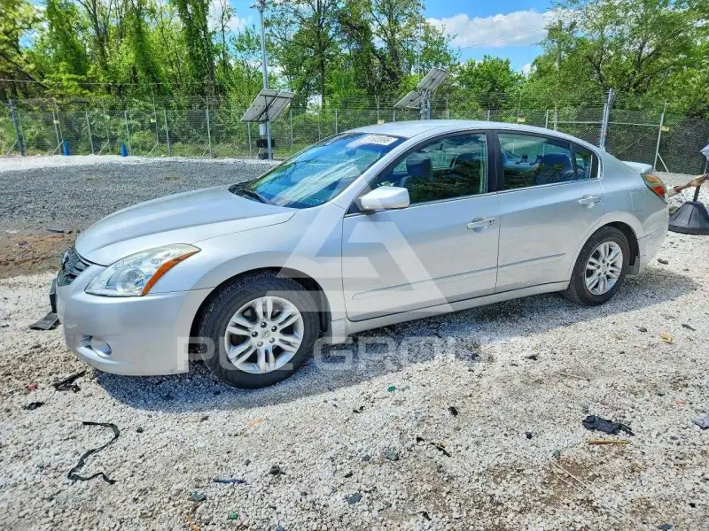 2011 Nissan ALTIMA photo