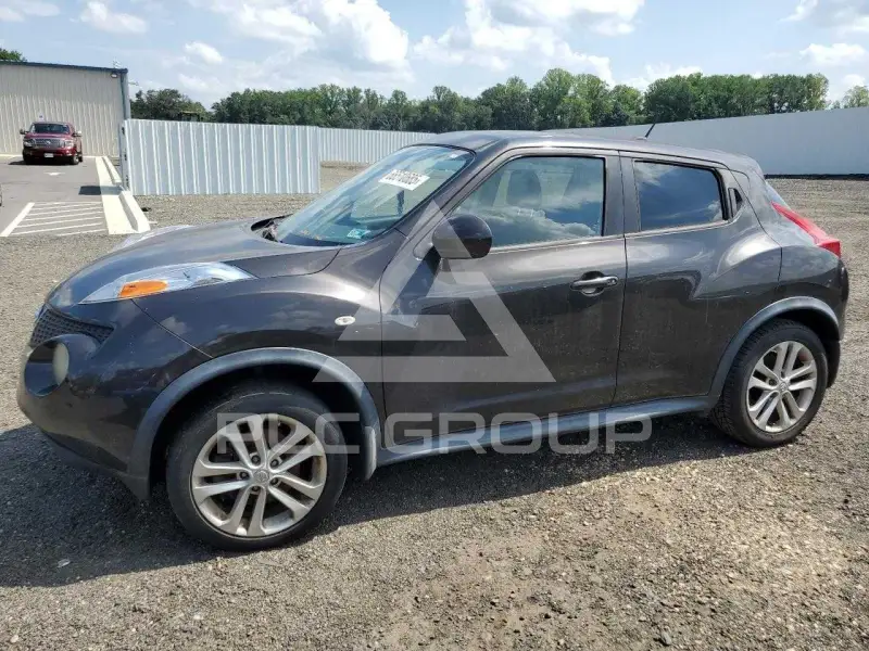 2011 Nissan Juke фото