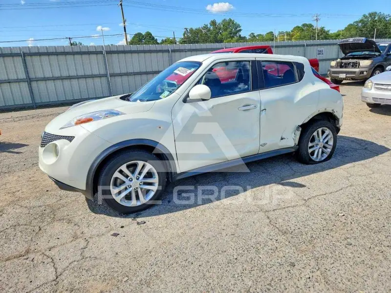 2011 Nissan Juke фото