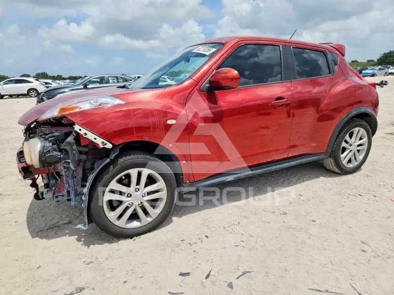 2011 Nissan Juke фото