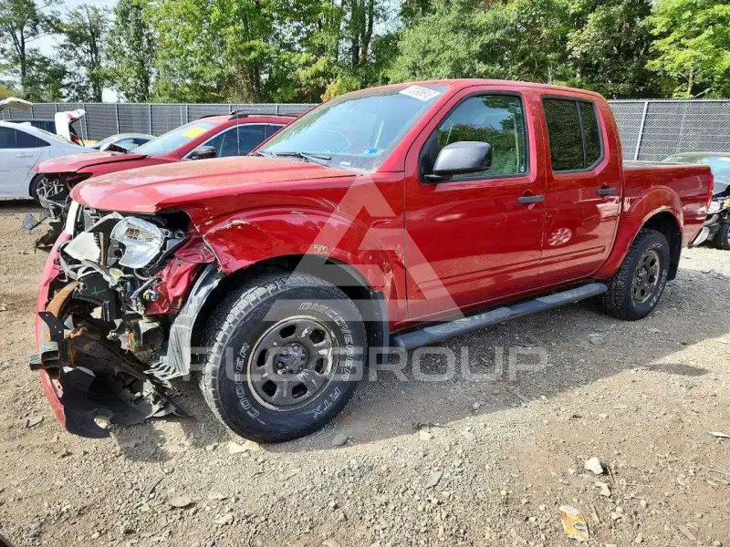 2011 Nissan FRONTIER фото