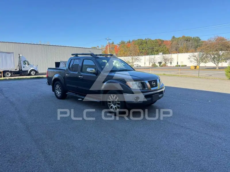 2011 Nissan FRONTIER фото