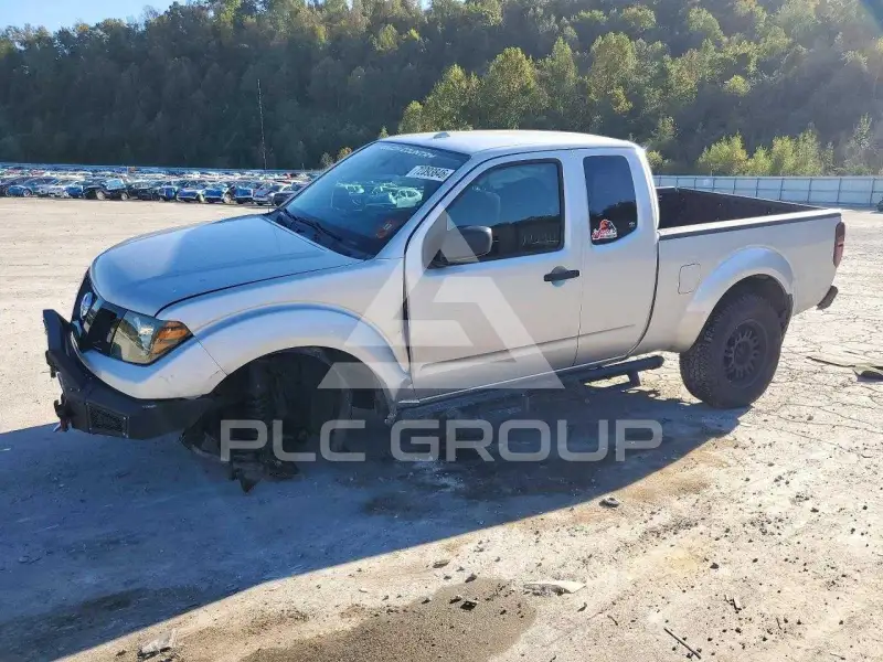 2011 Nissan FRONTIER фото