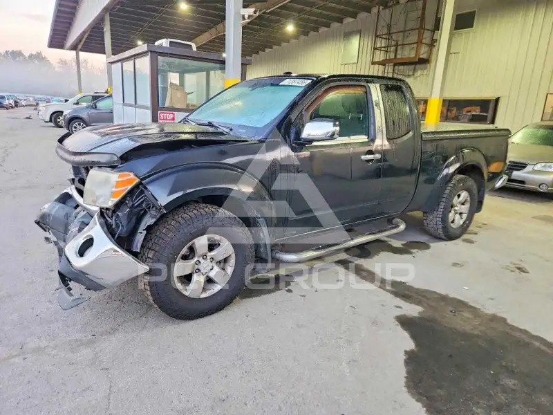 2011 Nissan FRONTIER photo