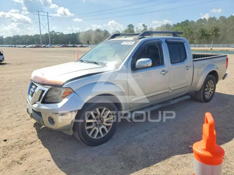 2011 Nissan FRONTIER фото