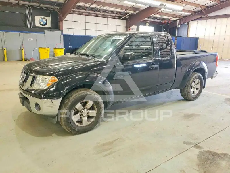 2011 Nissan FRONTIER фото